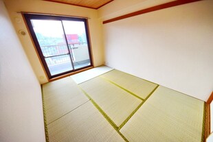 ベイシティメゾン石川町の物件内観写真